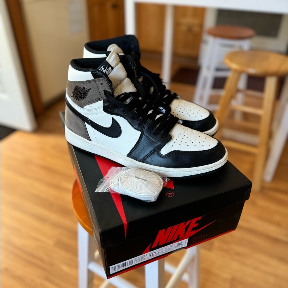 Nike Air Jordan 1 High Mocha